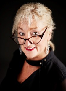 AUTHOR CAROLINE JAMES (PROFESSIONAL PROMO SHOTS 14.08.2015)