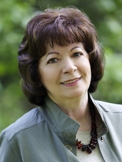 Sandra Nikolai author photo