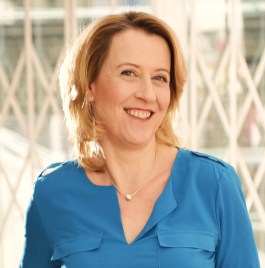 isabel-costello-headshot