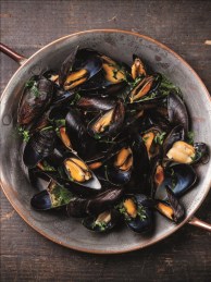lindas-book-bag-mussels-with-calvados