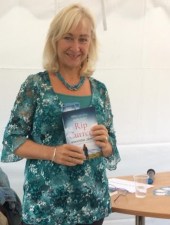 38814103_10216841816908631_979298452393426944_n