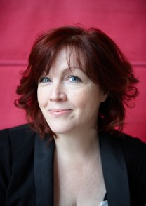 Juliet Ashton (c) Charlie Hopkinson